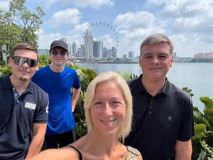 Dino’s, bloemen, Danthe’s maag op scherp en veel show